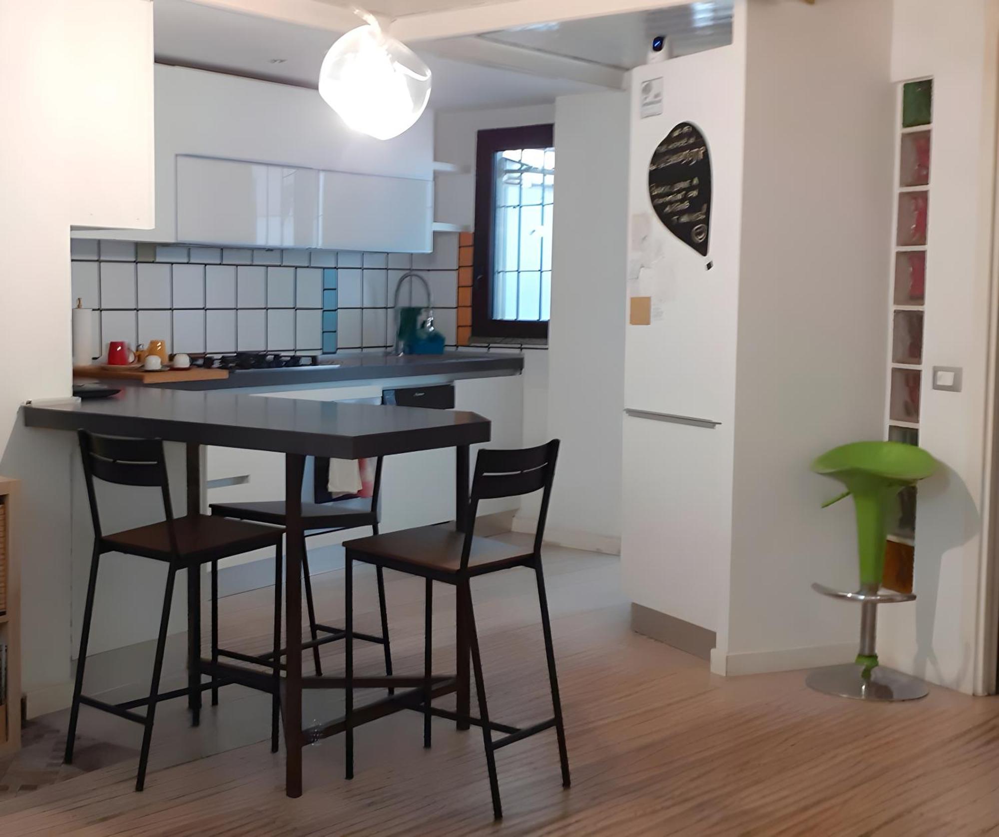 밀라노 La Casa Nel Cortile-Free Parking 아파트 외부 사진